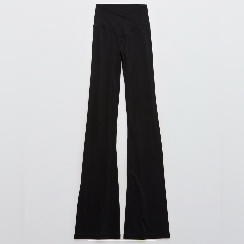 OFFLINE Aerie Real Me High Waisted Crossover Flare Leggings